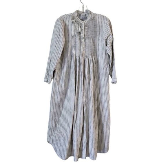 LL Bean Dobby Nightgown Womens S Flannel Pintuck Cotton Cottagecore Sleep Dress - Picture 1 of 6